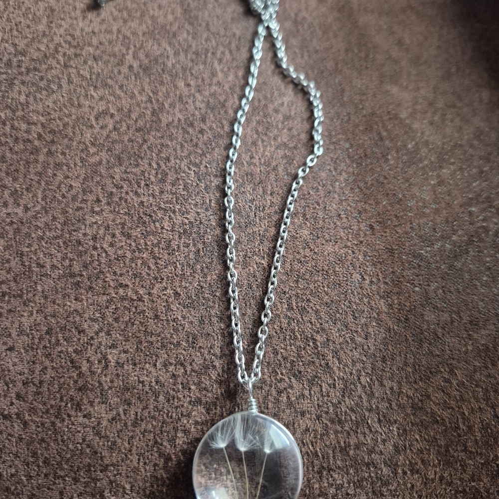 Elegant Silver Dandelion Pendant Necklace - Picture 3 of 4